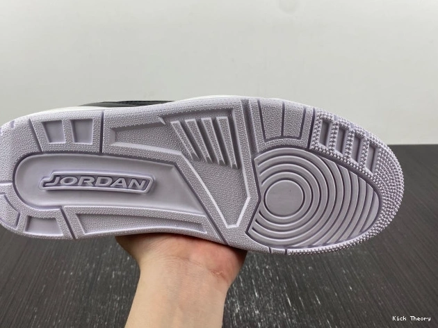 Kicked Out Shoe Store 3 136064-020 (2016) Jordan Retro Monday Cyber 0730